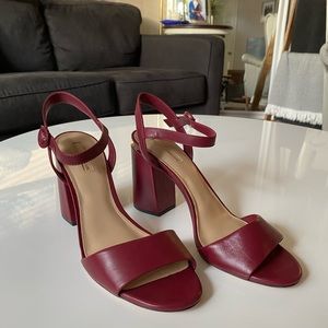 NEW Antonio Melani Block Heels
